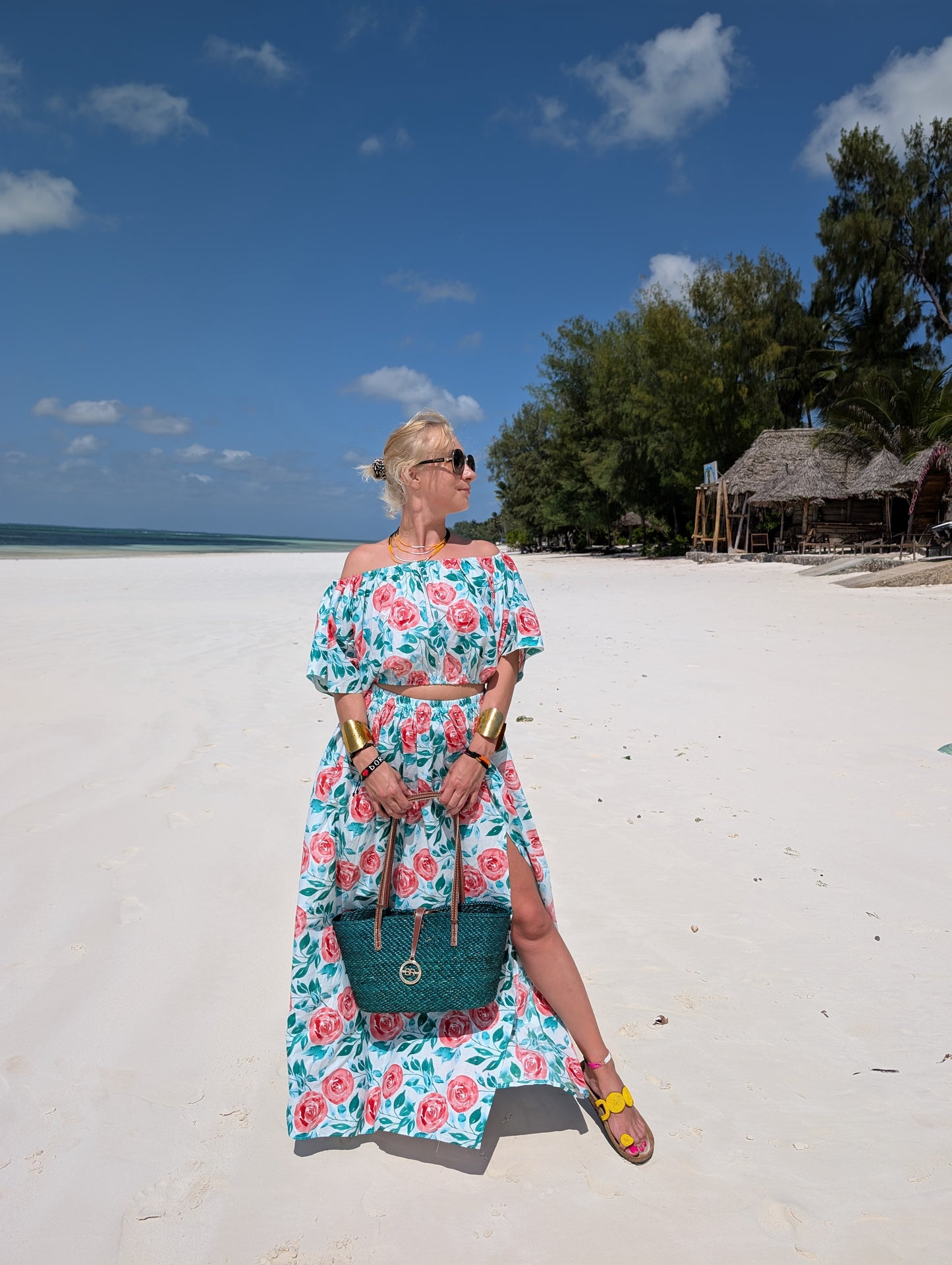 Handwoven Milulu Grass Bag – Deep Teal with Leather Straps