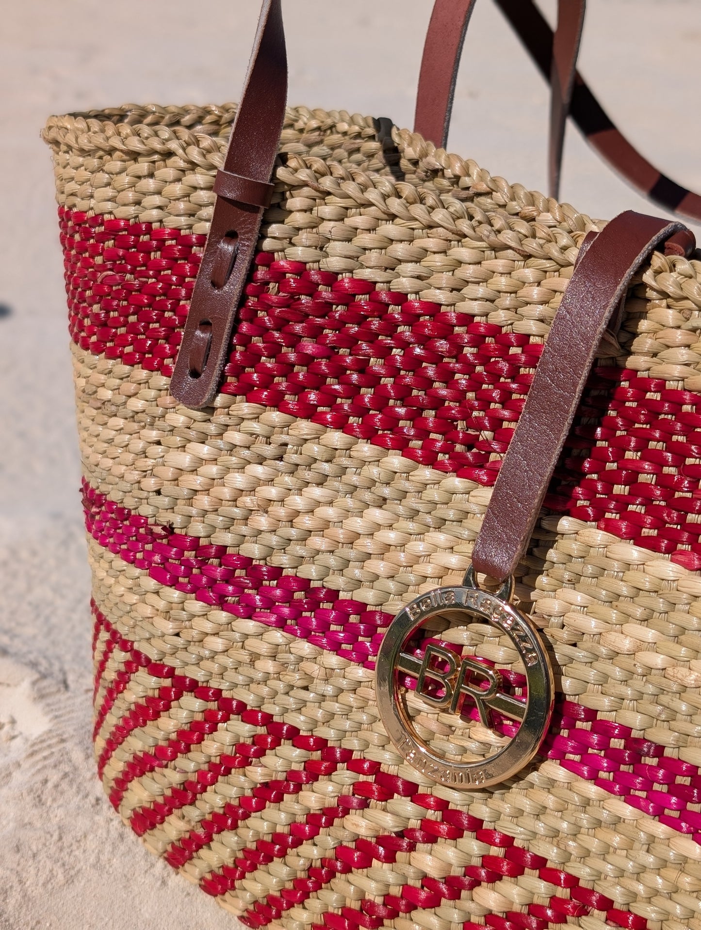 Handmade Milulu Grass Bag with Premium Leather Straps – Dyed, Medium Size