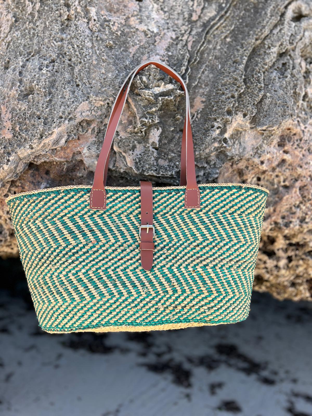 Milulu Grass Handwoven Tote Bag – African Artisan Beach Shopper