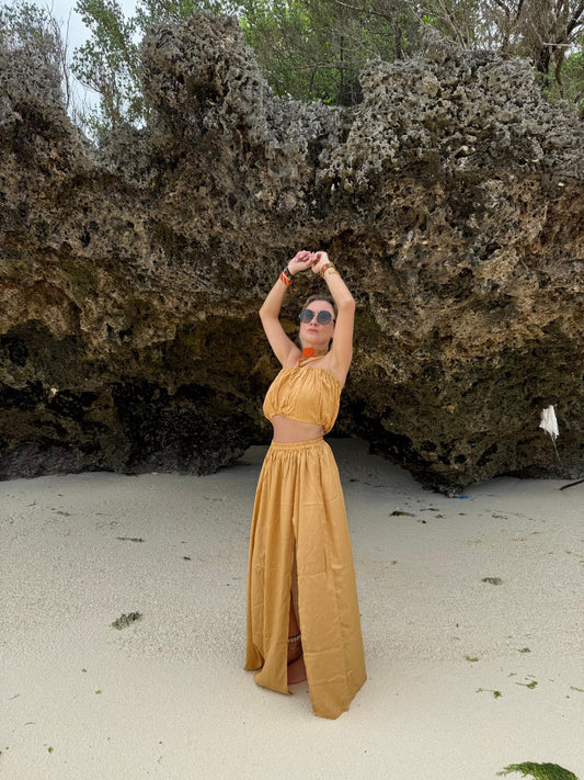 Half Top & Skirt Almond